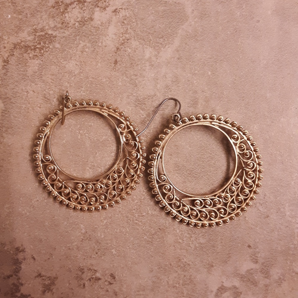 Gold earrings